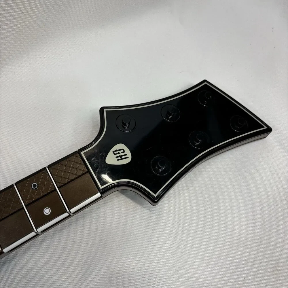 Guitar Hero Wireless Activision Guitar Model #0000654 Universal No Dongle